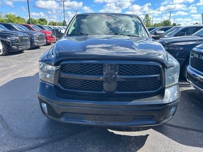 2018 RAM 1500 Big Horn Crew Cab 4x4 5'7' Box