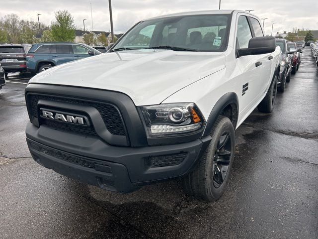 2024 RAM 1500 Classic Warlock Crew Cab 4x4 5'7' Box