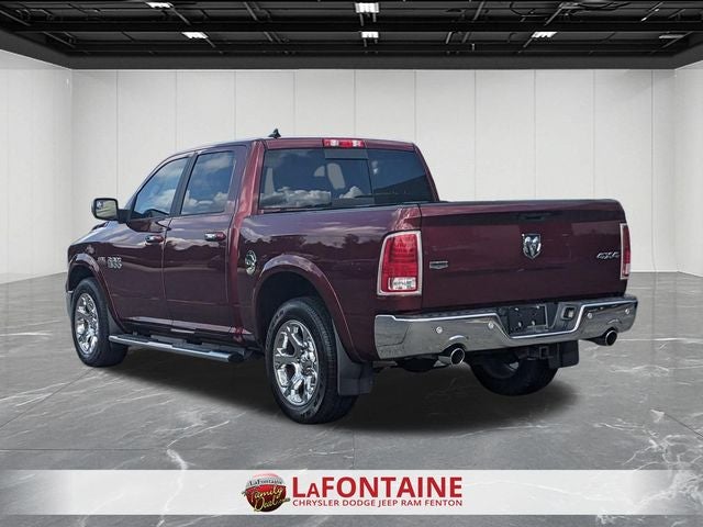 2017 RAM 1500 Laramie Crew Cab 4x4 5'7' Box