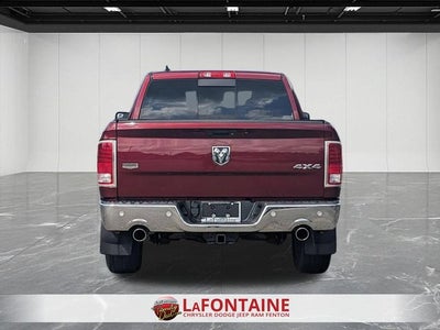 2017 RAM 1500 Laramie Crew Cab 4x4 5'7' Box