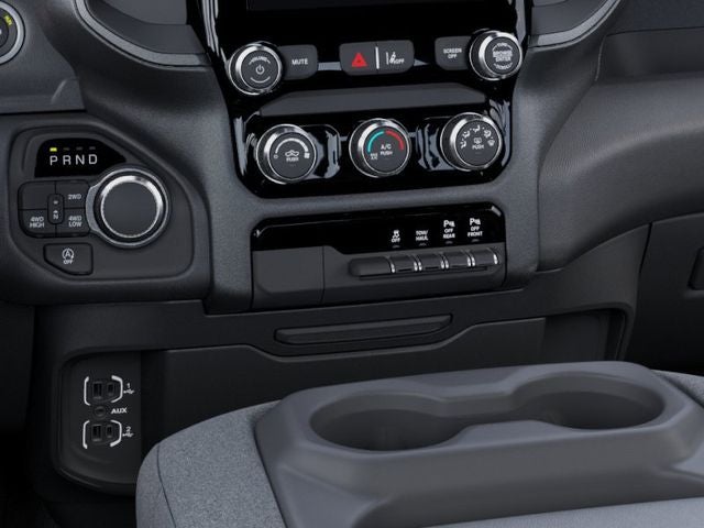 2026 RAM Ram 1500 RAM 1500 EXPRESS QUAD CAB 4X4 6'4' BOX