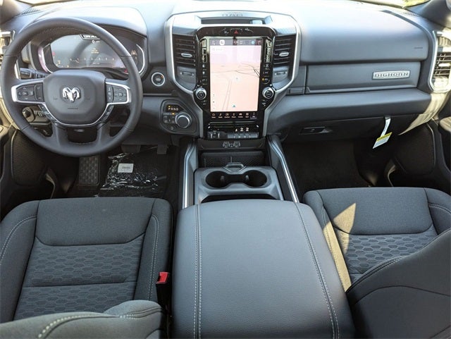 2025 RAM Ram 1500 RAM 1500 BIG HORN CREW CAB 4X4 5'7' BOX