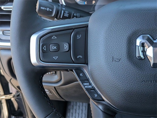 2025 RAM Ram 1500 RAM 1500 BIG HORN CREW CAB 4X4 5'7' BOX