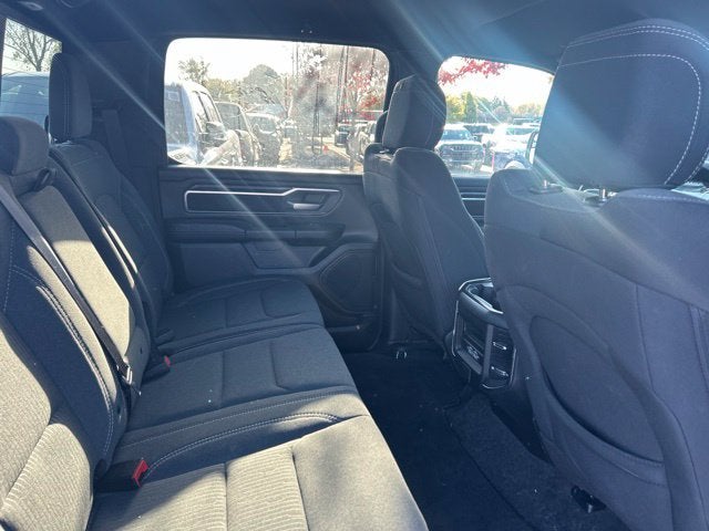 2024 RAM 1500 Big Horn Crew Cab 4x4 5'7' Box
