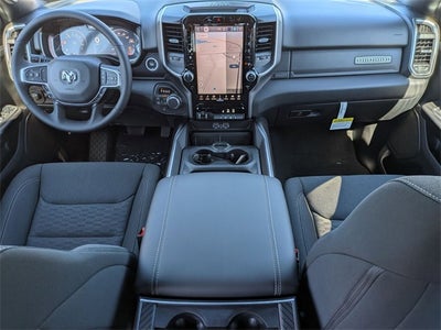 2025 RAM Ram 1500 RAM 1500 BIG HORN CREW CAB 4X4 5'7' BOX