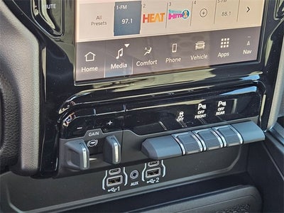 2025 RAM Ram 1500 RAM 1500 BIG HORN CREW CAB 4X4 5'7' BOX