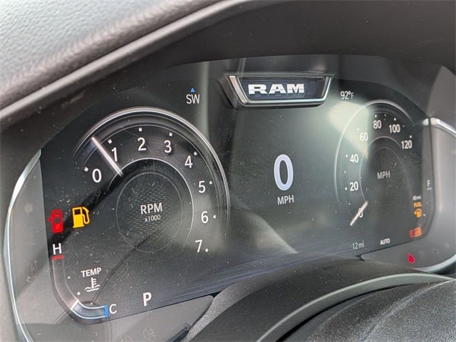 2025 RAM Ram 1500 RAM 1500 BIG HORN CREW CAB 4X4 5'7' BOX