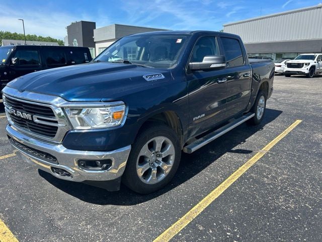 2019 RAM 1500 Big Horn/Lone Star 4x4 Crew Cab 5'7's photo