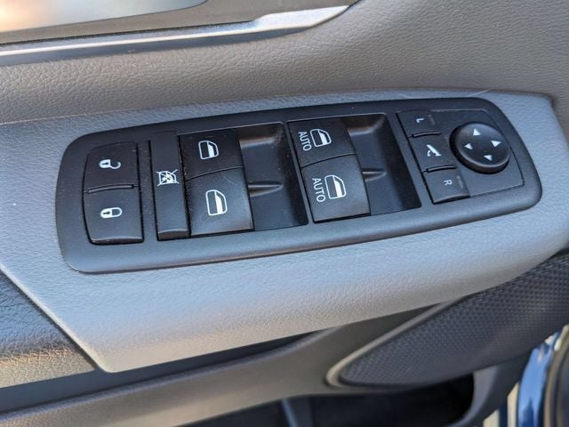 2019 RAM 1500 Big Horn/Lone Star Crew Cab 4x4 5'7' Box
