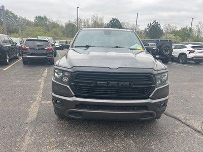 2020 RAM 1500 Big Horn Crew Cab 4x4 5'7' Box