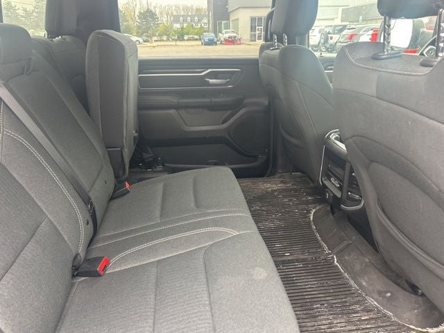 2020 RAM 1500 Big Horn Crew Cab 4x4 5'7' Box