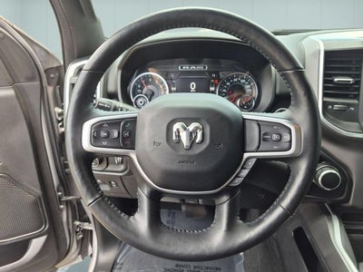 2020 RAM 1500 Big Horn Crew Cab 4x4 5'7' Box