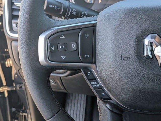 2025 RAM Ram 1500 RAM 1500 BIG HORN CREW CAB 4X4 5'7' BOX