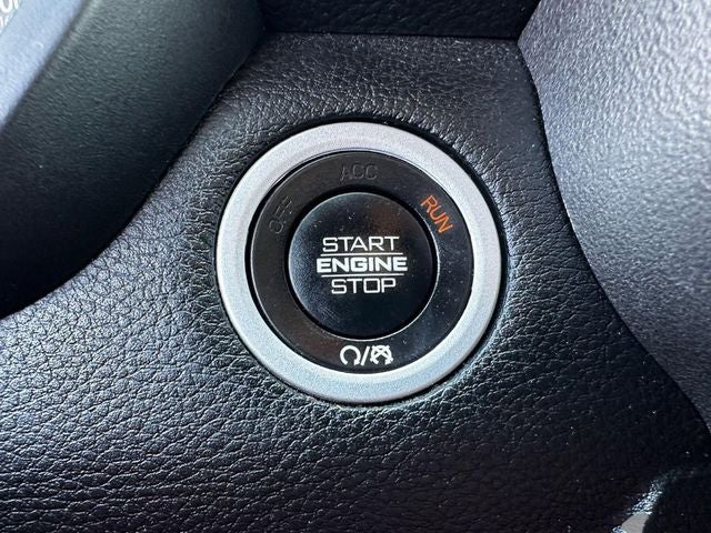 2020 RAM 1500 Big Horn Crew Cab 4x4 5'7' Box