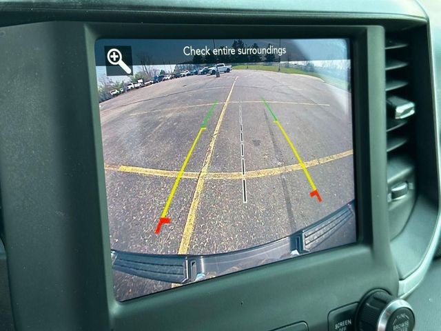 2020 RAM 1500 Big Horn Crew Cab 4x4 5'7' Box