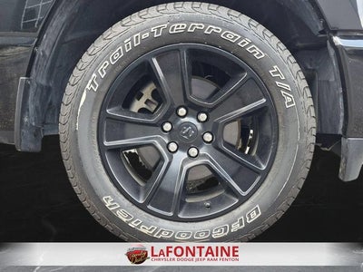 2022 RAM 1500 Big Horn Crew Cab 4x4 5'7' Box