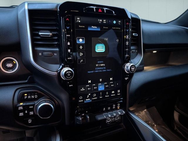 2023 RAM 1500 Big Horn Crew Cab 4x4 5'7' Box