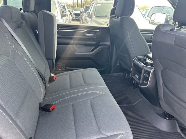 2021 RAM 1500 Big Horn Crew Cab 4x4 5'7' Box