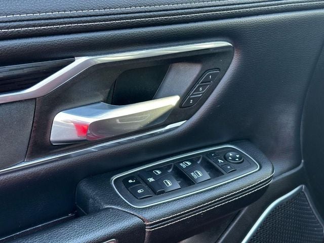 2023 RAM 1500 Laramie Crew Cab 4x4 5'7' Box