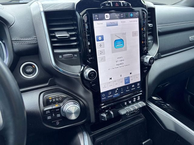 2023 RAM 1500 Laramie Crew Cab 4x4 5'7' Box