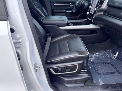 2023 RAM 1500 Laramie Crew Cab 4x4 5'7' Box