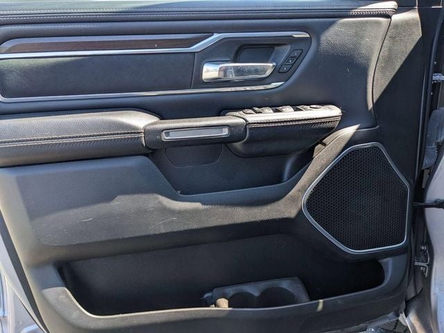 2022 RAM 1500 Laramie Crew Cab 4x4 5'7' Box