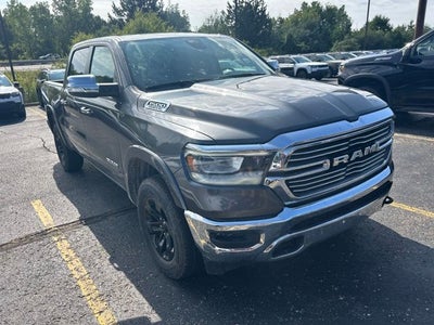 2020 RAM 1500 Laramie Crew Cab 4x4 5'7' Box