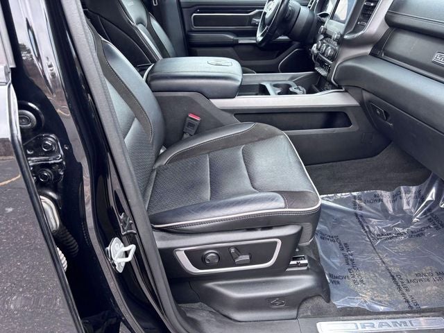 2022 RAM 1500 Laramie Crew Cab 4x4 5'7' Box