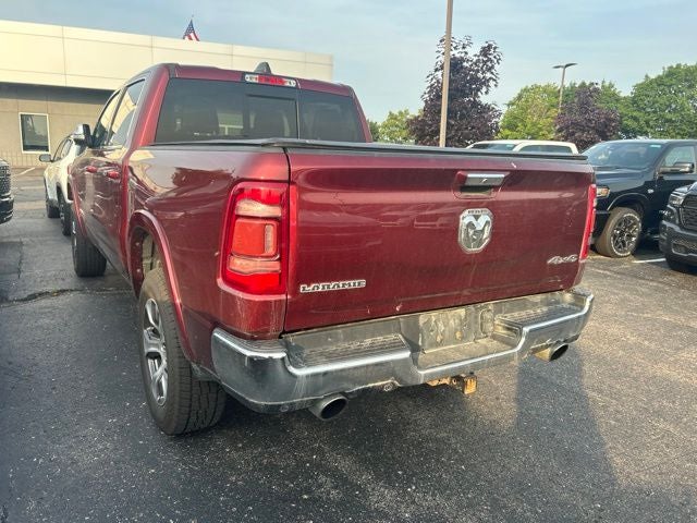 2020 RAM 1500 Laramie Crew Cab 4x4 5'7' Box