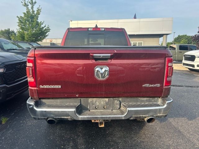 2020 RAM 1500 Laramie Crew Cab 4x4 5'7' Box