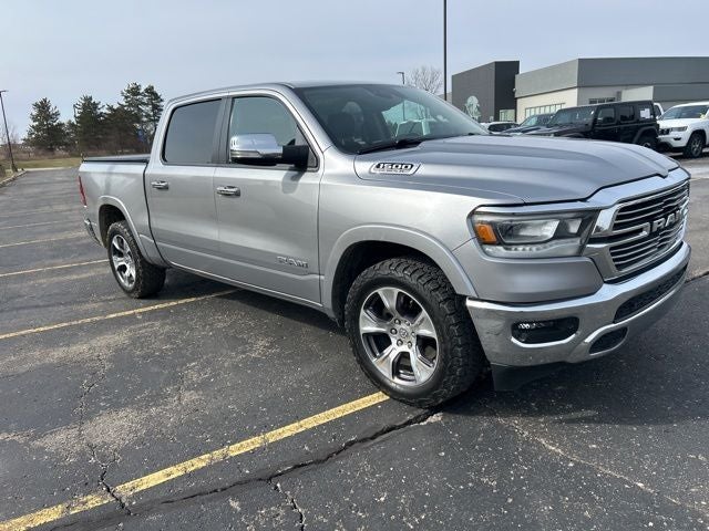 2022 RAM 1500 Laramie Crew Cab 4x4 5'7' Box