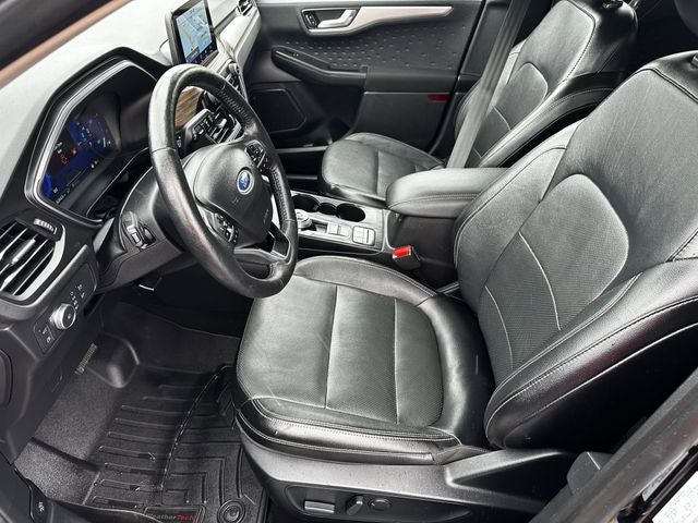 2020 Ford Escape Titanium Hybrid