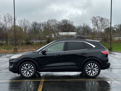 2020 Ford Escape Titanium Hybrid