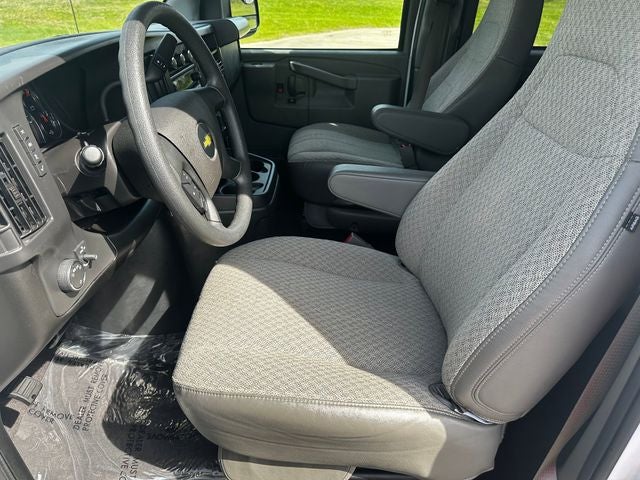 2025 Chevrolet Express Passenger RWD 3500 Extended Wheelbase LT