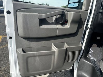 2025 Chevrolet Express Passenger RWD 3500 Extended Wheelbase LT