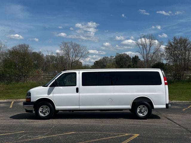 2025 Chevrolet Express Passenger RWD 3500 Extended Wheelbase LT