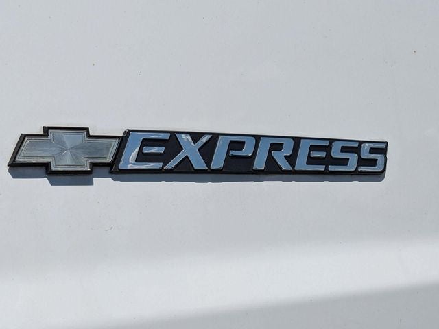 2025 Chevrolet Express Passenger RWD 3500 Extended Wheelbase LT