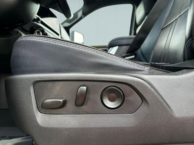 2023 Chevrolet Silverado 1500 4WD Crew Cab Short Bed High Country