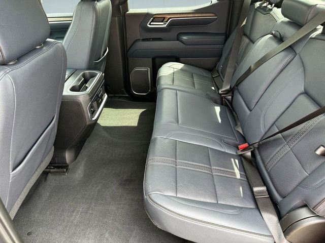 2023 Chevrolet Silverado 1500 4WD Crew Cab Short Bed High Country