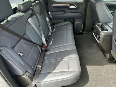 2023 Chevrolet Silverado 1500 4WD Crew Cab Short Bed High Country