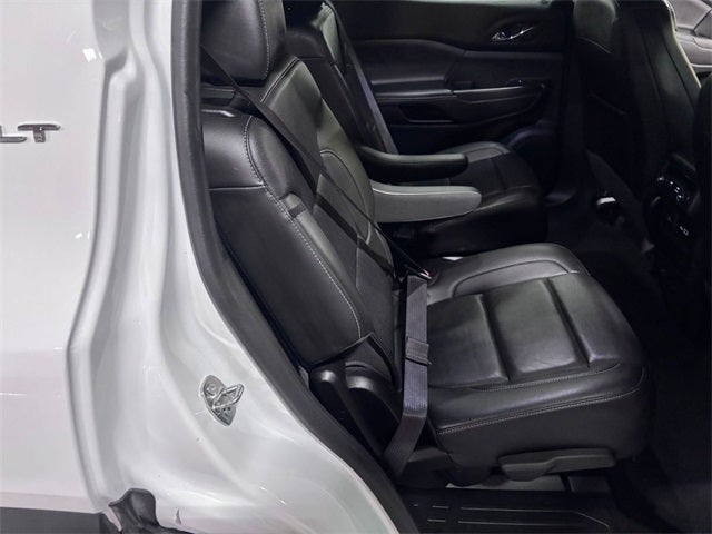 2023 GMC Acadia FWD SLT