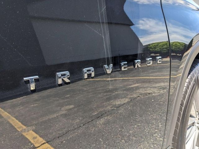 2023 Chevrolet Traverse AWD LT Cloth