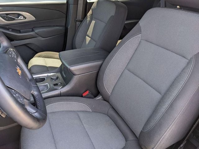 2023 Chevrolet Traverse AWD LT Cloth