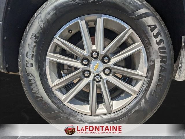 2023 Chevrolet Traverse AWD LT Cloth