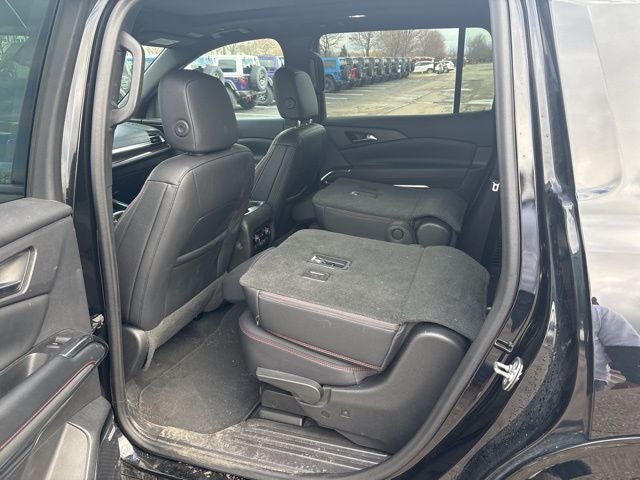 2024 Chevrolet Traverse AWD RS