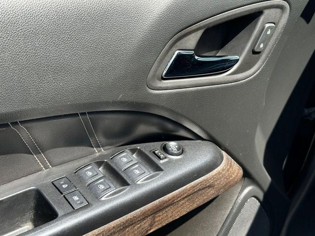2022 GMC Canyon 4WD Crew Cab Short Box Denali