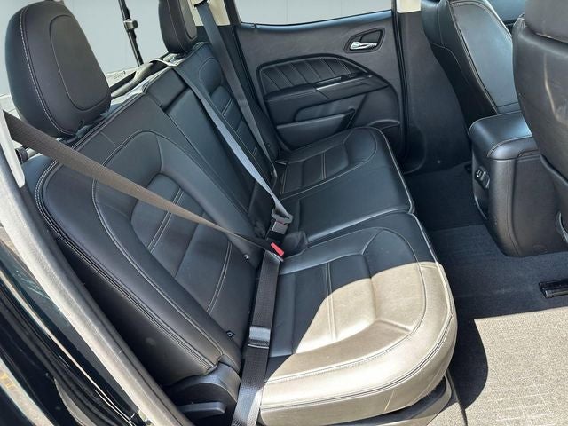 2022 GMC Canyon 4WD Crew Cab Short Box Denali