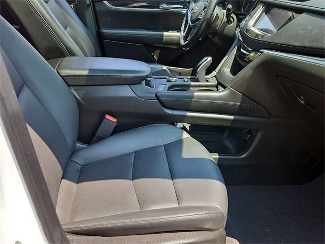 2022 Cadillac XT5 FWD Premium Luxury