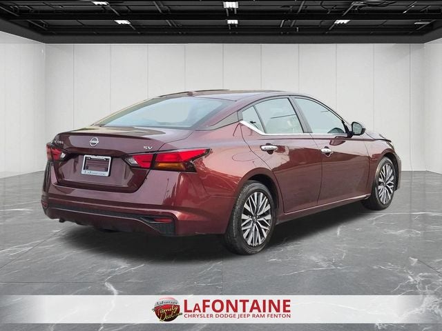 2023 Nissan Altima SV FWD