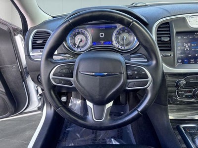 2019 Chrysler 300 Touring